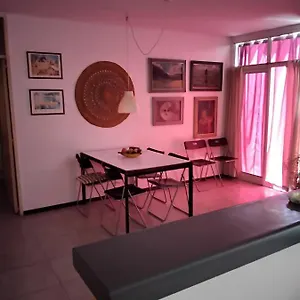  Habitación en casa particular Maria Delicia
